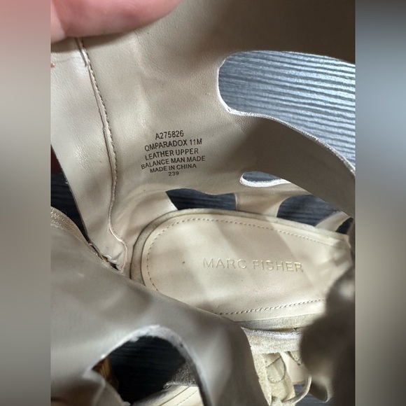 EUC Marc Fisher Suede Lace-up Block Heel Sandal - Paradox (1682) Sand Size 11M - Picture 6 of 6